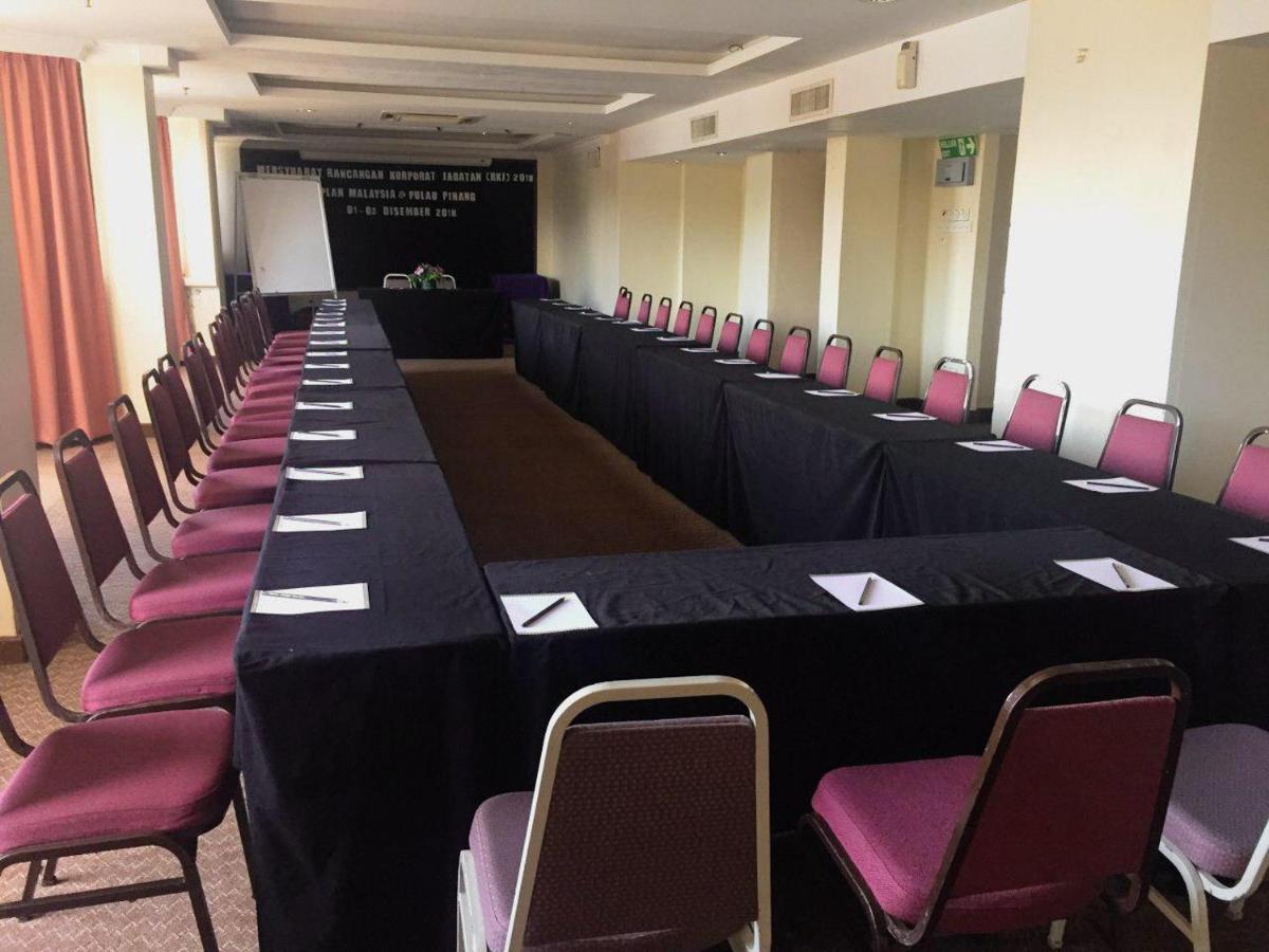 Hotel Grand Crystal Alor Setar Bagian luar foto