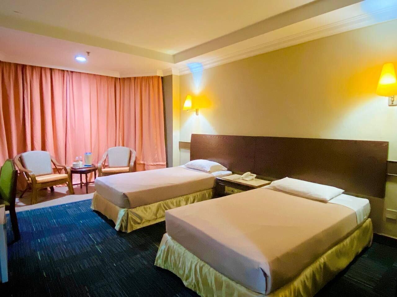 Hotel Grand Crystal Alor Setar Bagian luar foto