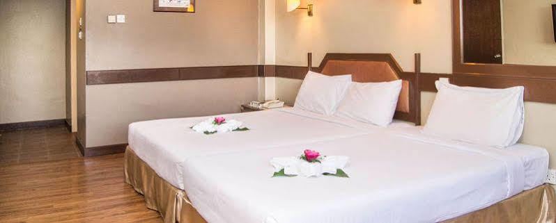 Hotel Grand Crystal Alor Setar Bagian luar foto
